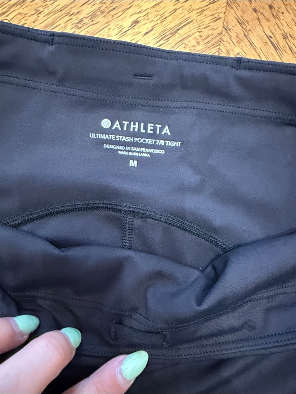 Athleta Ultimate Stash Pocket Leggings - Picture 4 of 5